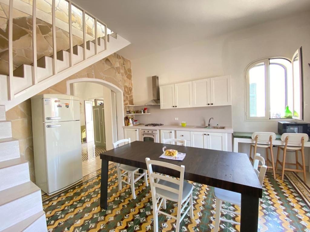Casa Vacanze Illiria A Roca Vecchia Vicinissima Al Mare Kültér fotó