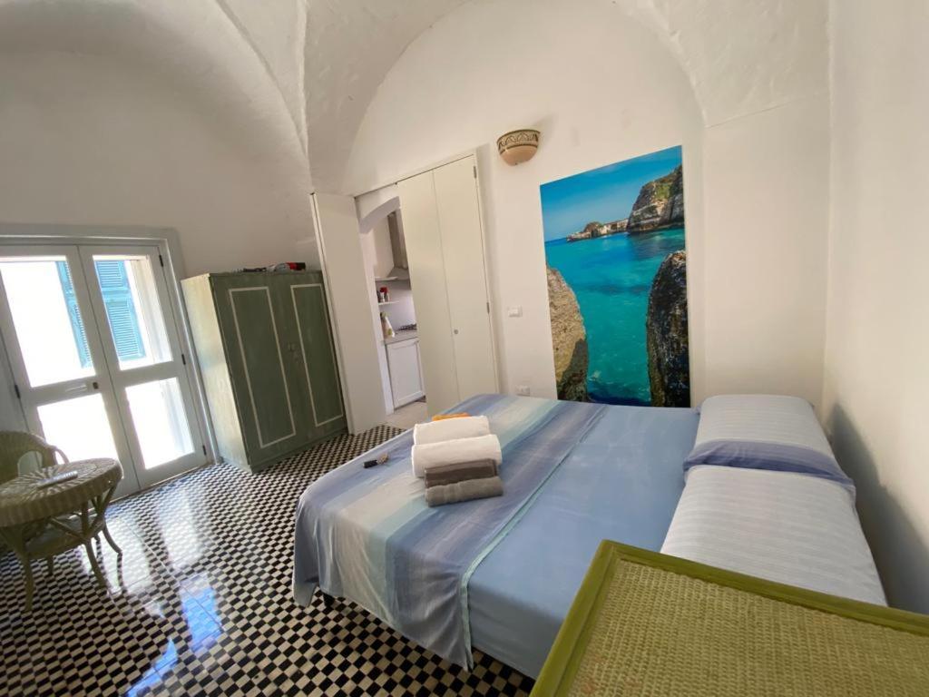 Casa Vacanze Illiria A Roca Vecchia Vicinissima Al Mare Kültér fotó